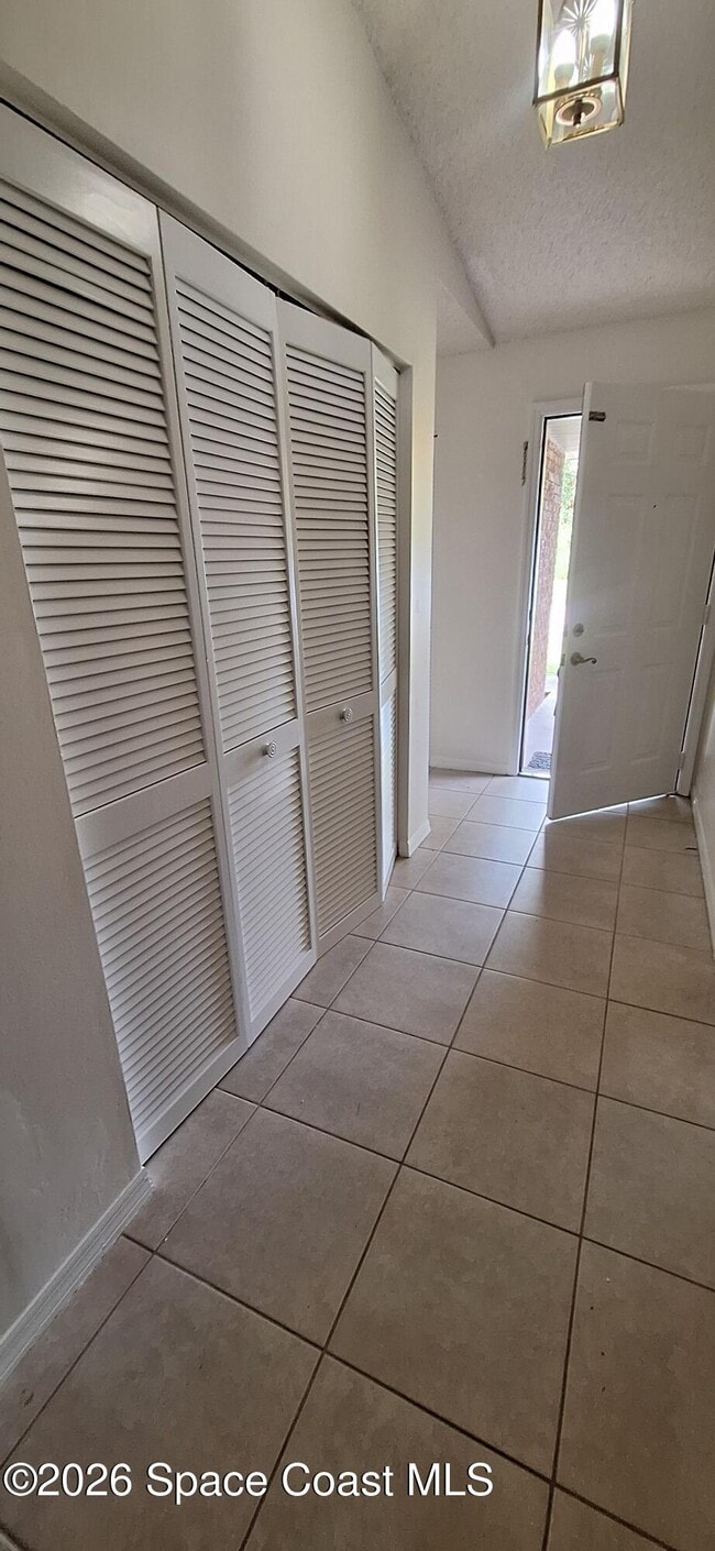 Building Photo - 2871 Coleman Ct