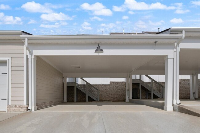 Building Photo - 842 Westcott Ln
