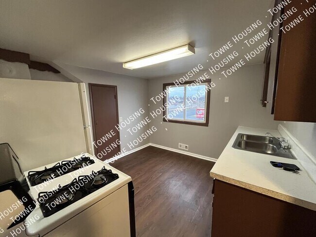 Building Photo - 340 Park Ave