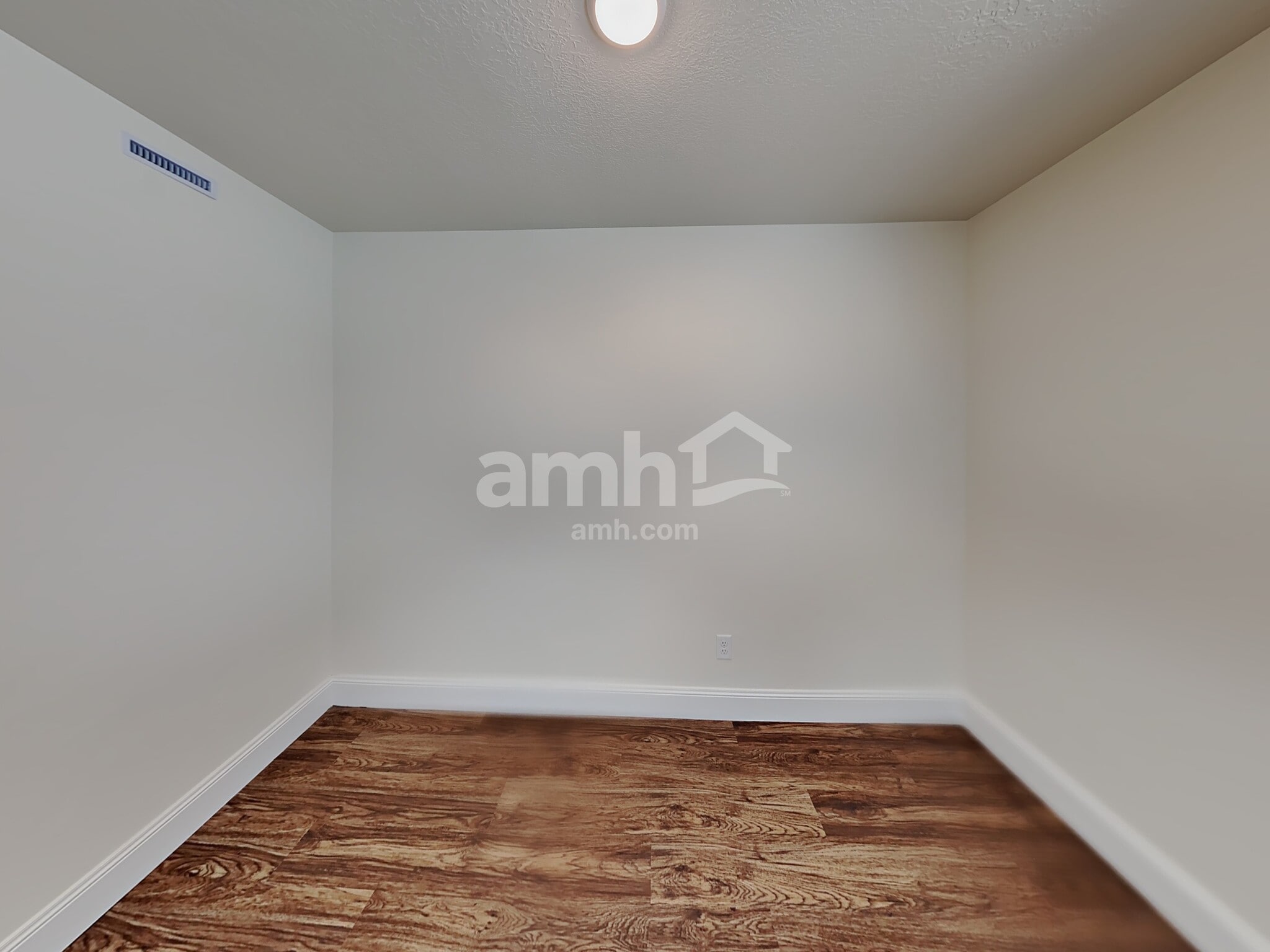 Building Photo - 2605 W 3290 S