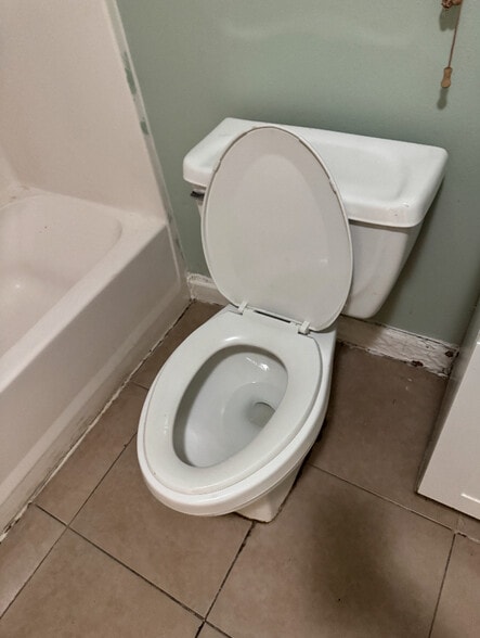 Building Photo - 3031 Mistletoe St