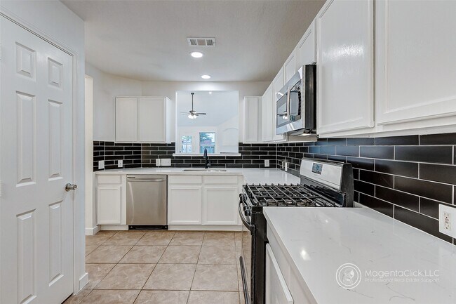 Building Photo - 4831 Sand Colony Ln