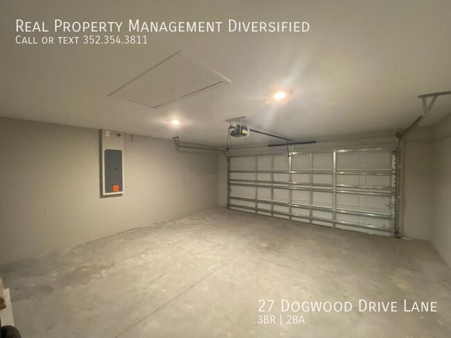 Building Photo - 27 Dogwood Dr Ln
