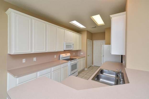 Building Photo - 14306 Mirkwood Ln