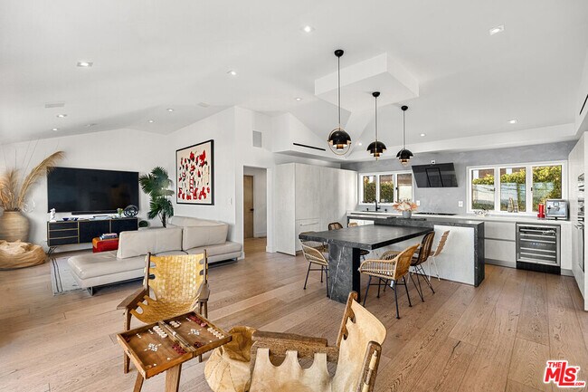Building Photo - 21715 Rambla Vista