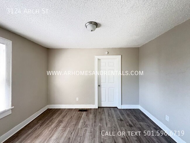 Building Photo - 3124 S Arch St