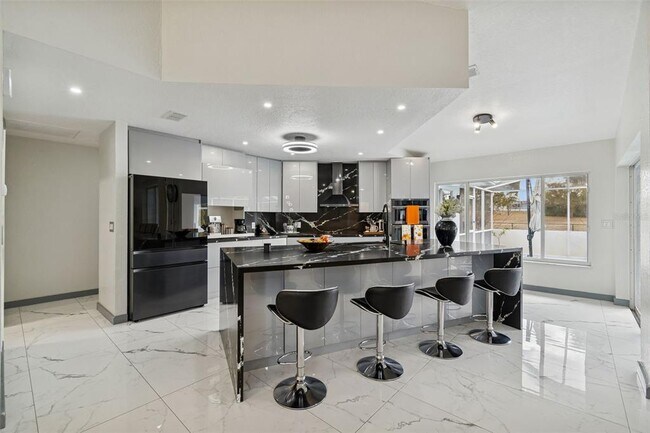 Building Photo - 1062 Greenturf Rd