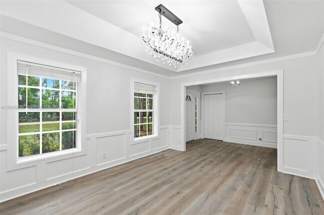 Building Photo - 12921 76th Rd N
