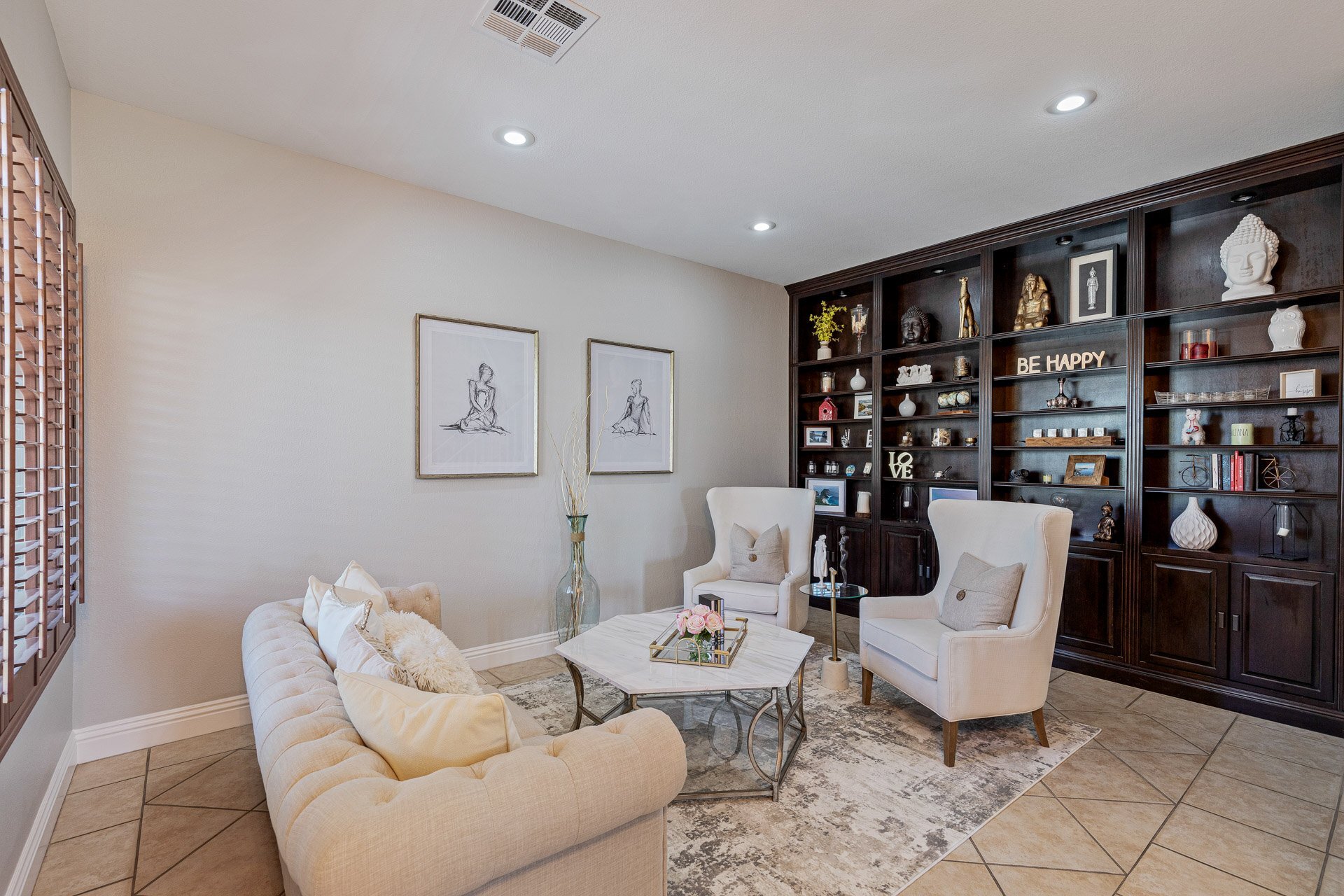 Building Photo - 7 Braelinn Dr