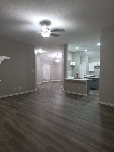 Living room - 15427 W Little York Rd