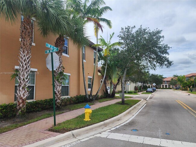 Building Photo - 14722 SW 12th St