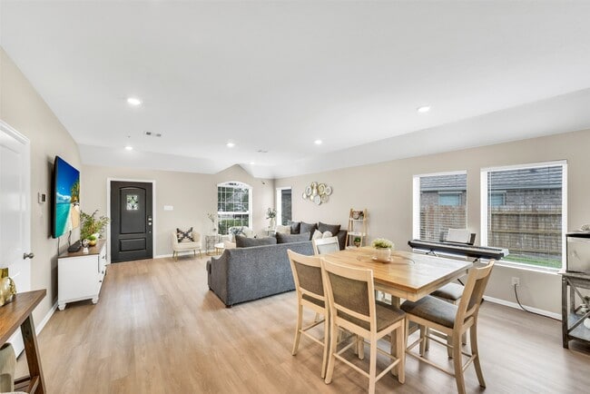 Building Photo - 21306 Blue Tuna Dr