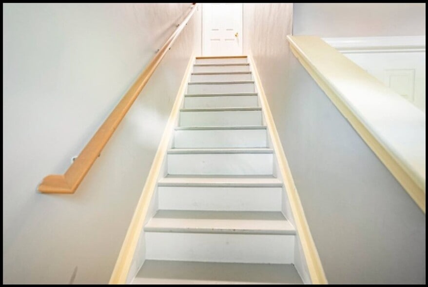 Building Photo - 7107 Reynolds Crossing Dr