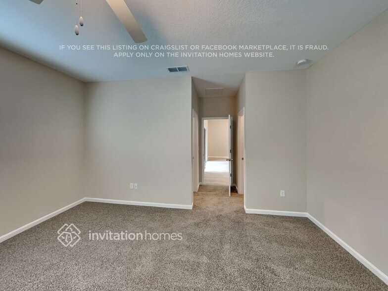 Building Photo - 9890 Lemon Grass Ln