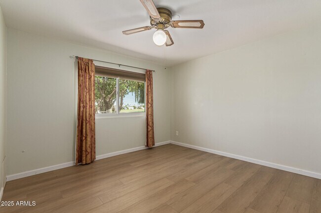 Building Photo - 12640 N Pebble Beach Dr