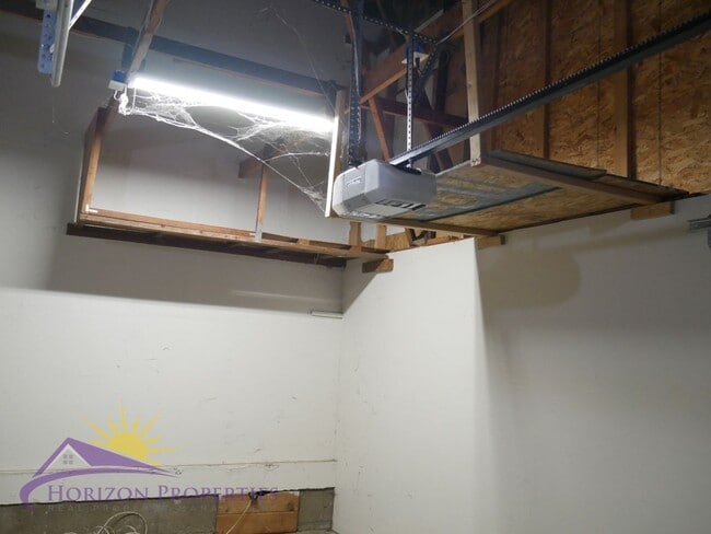 Building Photo - 2 Bed 1 Bath 827 Sq. Ft. Citrus Heights Duplex in Sunrise Estates