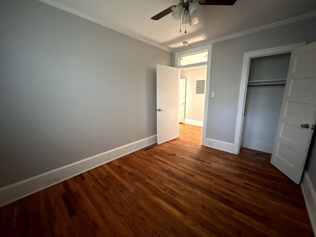 Building Photo - Move-In Ready Home with Spacious Backyard & Prime Location