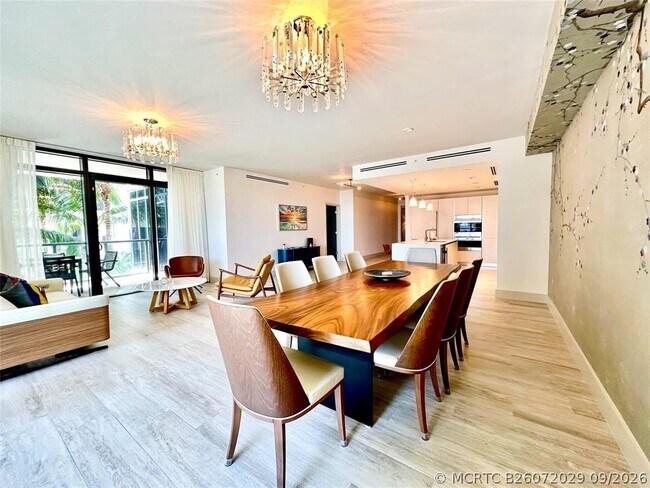 Building Photo - 2101 S Surf Rd