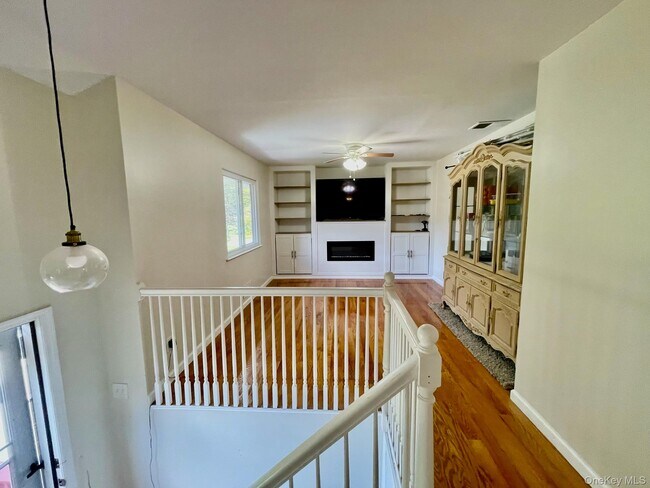 Building Photo - 39 Fawn Ln