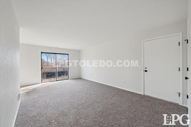 Building Photo - 1665 Brownstone Blvd
