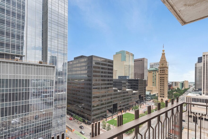 Building Photo - 1405 Curtis Street