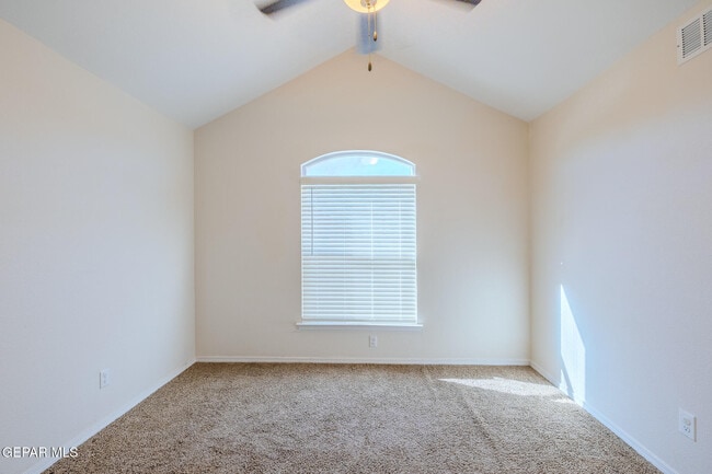 Building Photo - 1040 Indigo Sky St