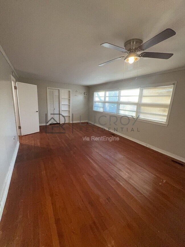 Building Photo - 5855 Canton Park Dr
