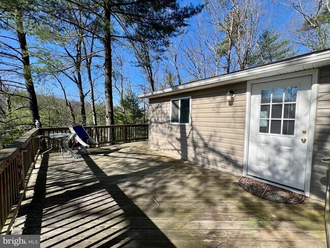 Building Photo - 117 Audubon Rd