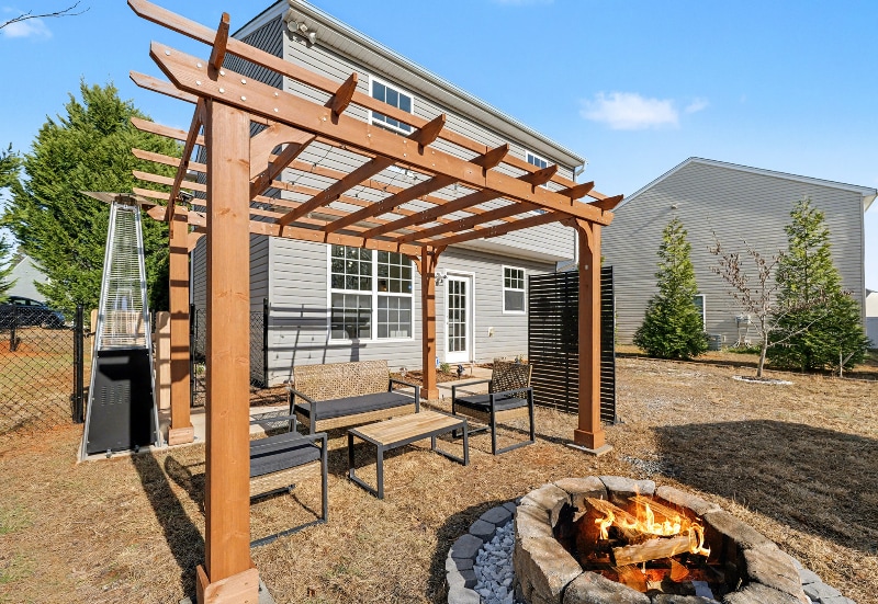 Building Photo - 6 Hillrise Ct