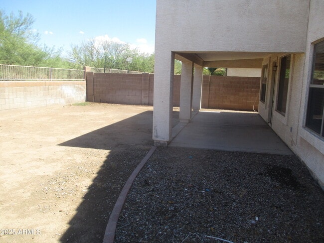 Building Photo - 11202 E Persimmon Ave