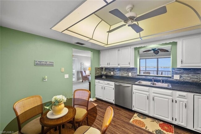 Building Photo - 1900 Virginia Ave