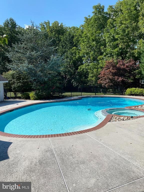 Building Photo - 3682 Hancock Ln