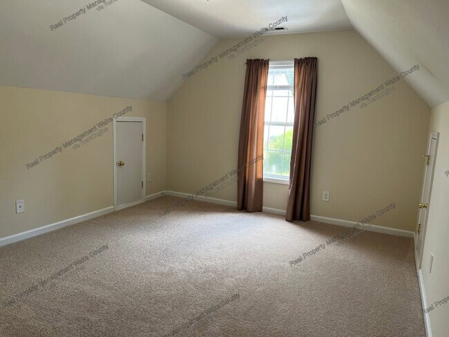Building Photo - 2516 Farlow Gap Ln