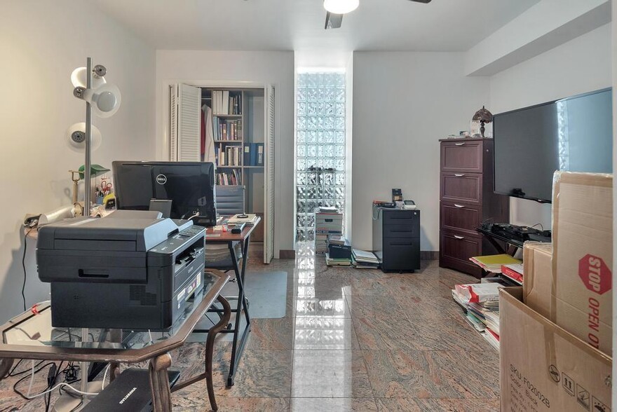 Building Photo - 4020 Galt Ocean Dr