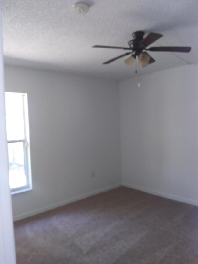 Building Photo - 6540 Addie Ave
