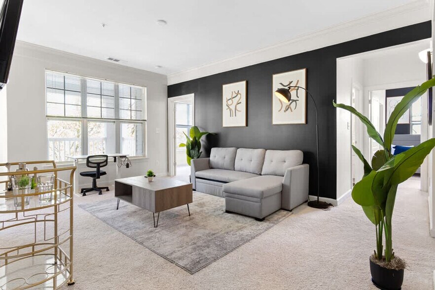 Building Photo - 7038 Almaden Way