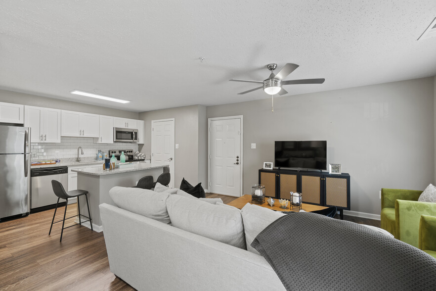 Building Photo - Milestone Apartment Homes