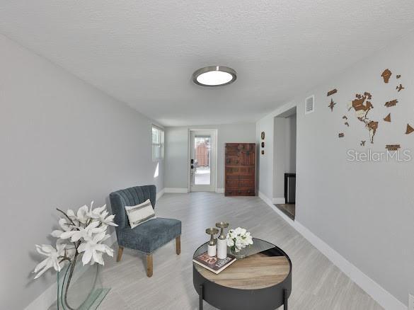 Building Photo - 6206 S Adelia Ave