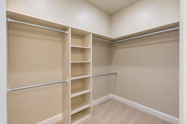 Building Photo - 1224 Timona Dr