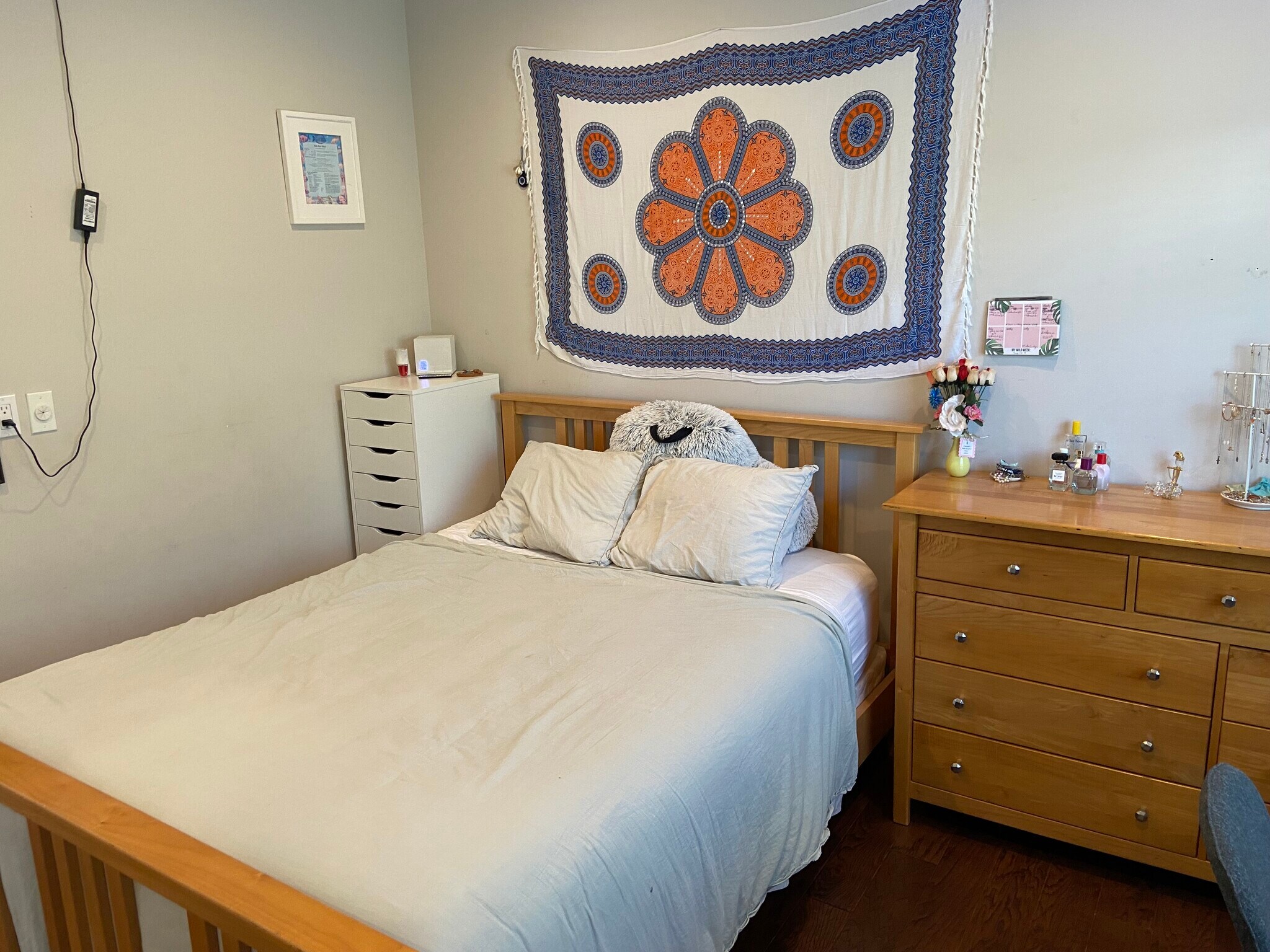 Building Photo - 4470 Stansbury Ave