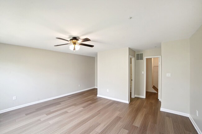 Building Photo - 13913 Highstream Pl
