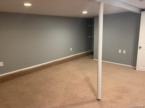 Building Photo - 1410 Airway Dr