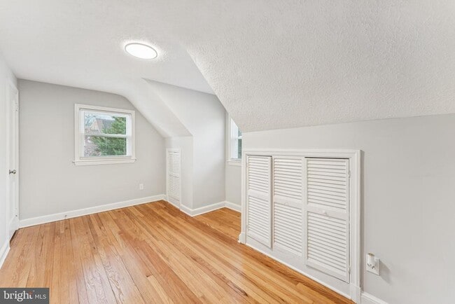 Building Photo - 3409 Southern Ave SE