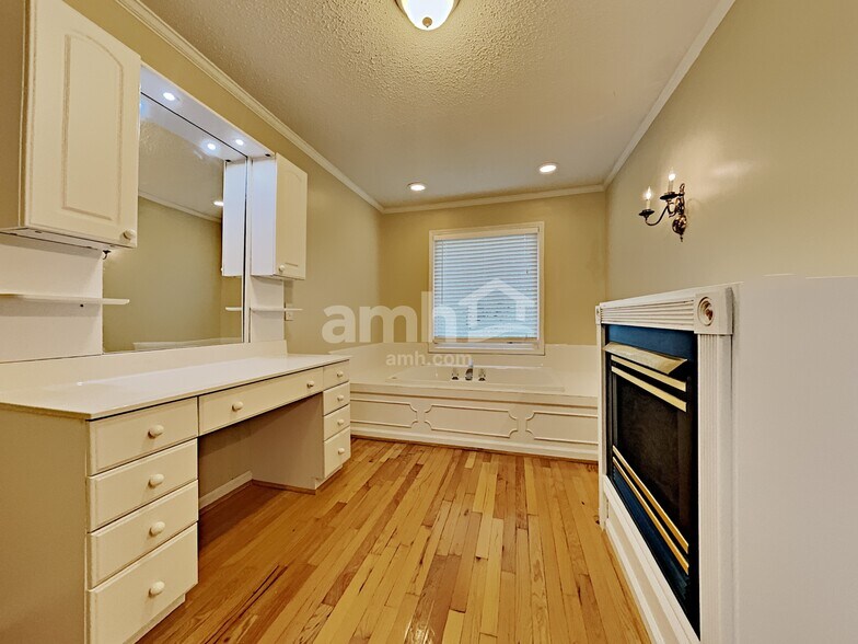 Building Photo - 2262 Byron Ct SW