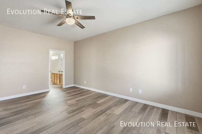 Building Photo - 3130 S 81st St