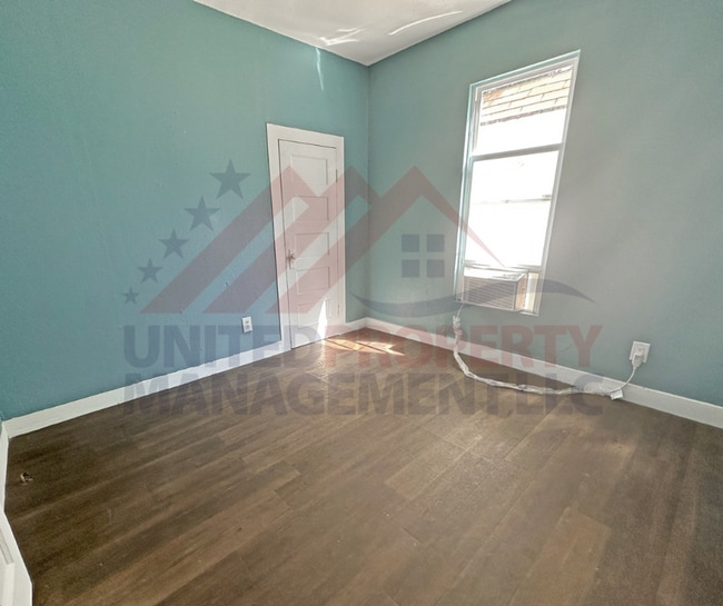 Building Photo - 511 W Bonbright St