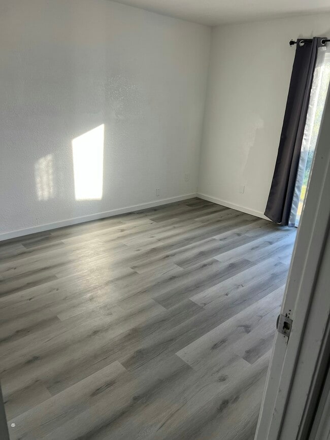 Building Photo - 8574 German Dr