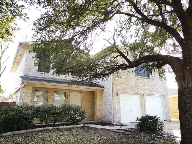 Front - 5805 Speyside Dr