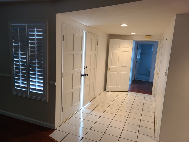 Building Photo - 19827 Arminta St