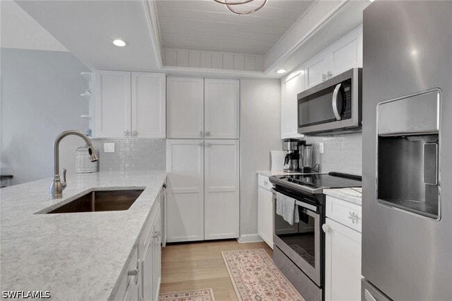 Building Photo - 10475 Gulf Shore Dr